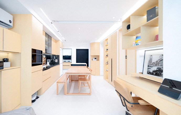 現(xiàn)代華庭64m2原木風(fēng)